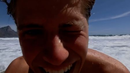 Mann am Strand